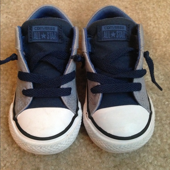 Toddler boys converse - Picture 1 of 4